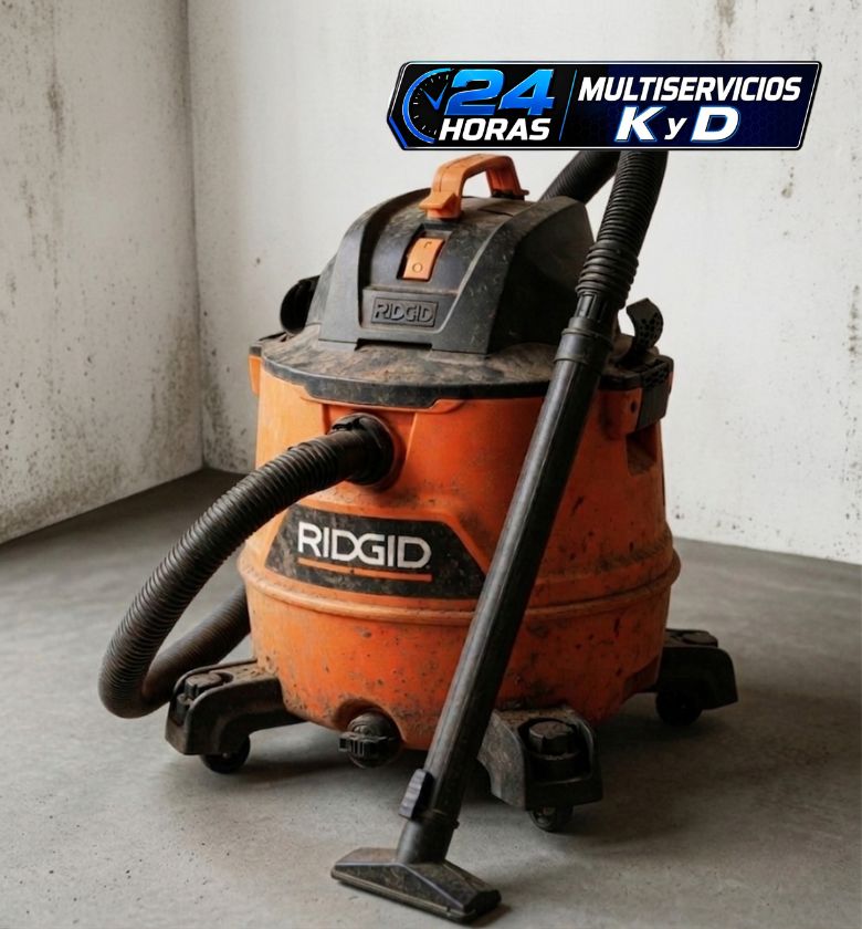 Aspiradora industrial de sólidos y líquidos